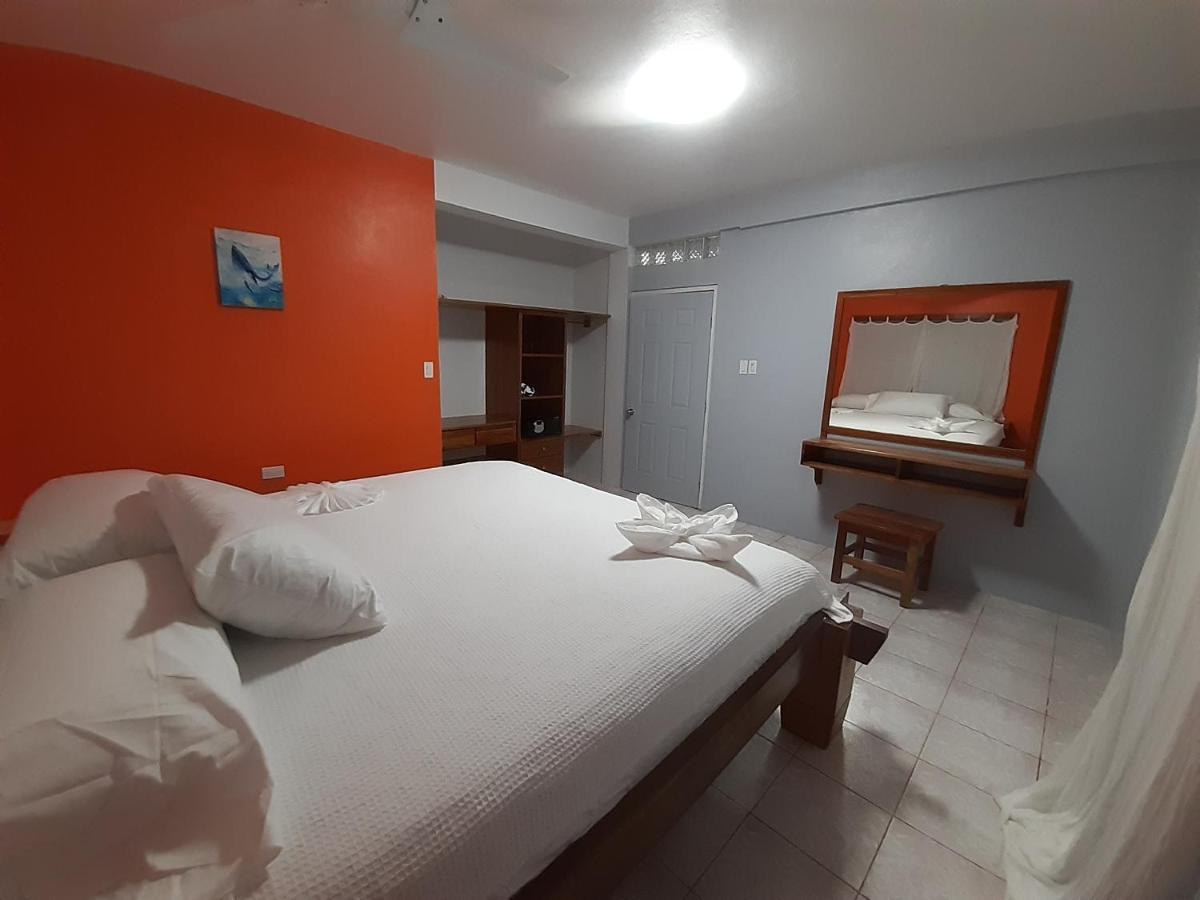 Ferienwohnung Rachel Land Caye Caulker Exterior foto
