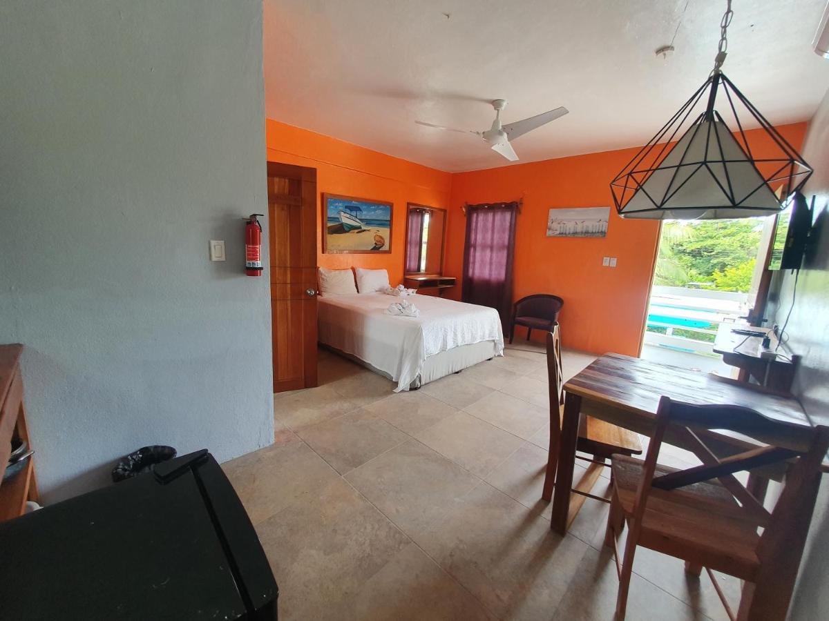 Ferienwohnung Rachel Land Caye Caulker Exterior foto